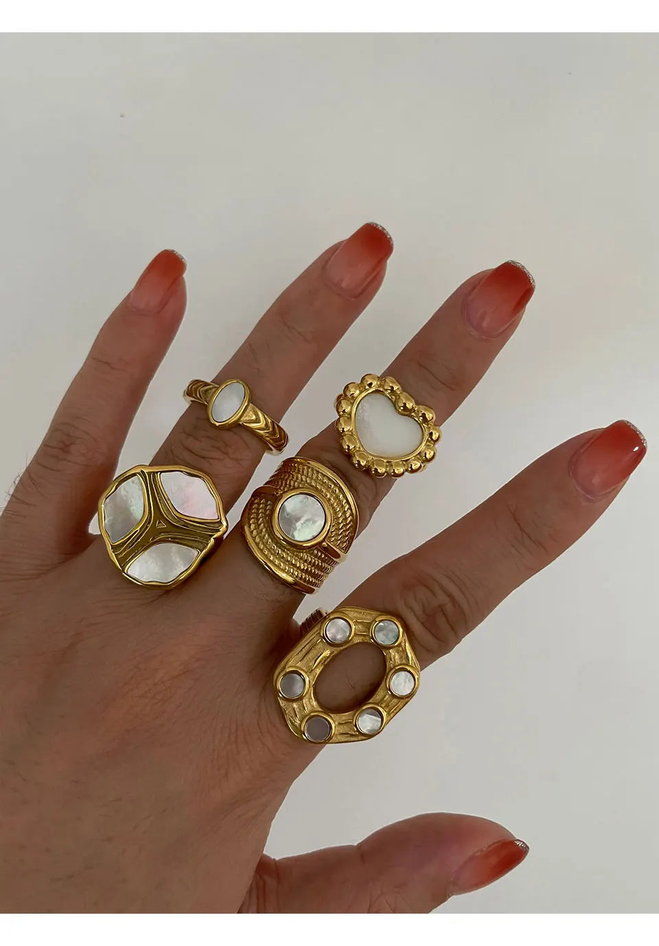 Peri'sbox Temperamento Elegante Banhado A Ouro Oval Coração Branco Mãe de Pérola Anéis para Mulheres À Prova D 'Água Na Moda Festa Jóias Presentes