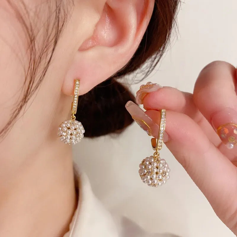 Pendientes Colgantes Esfera Cristalina - Elegancia Femenina 