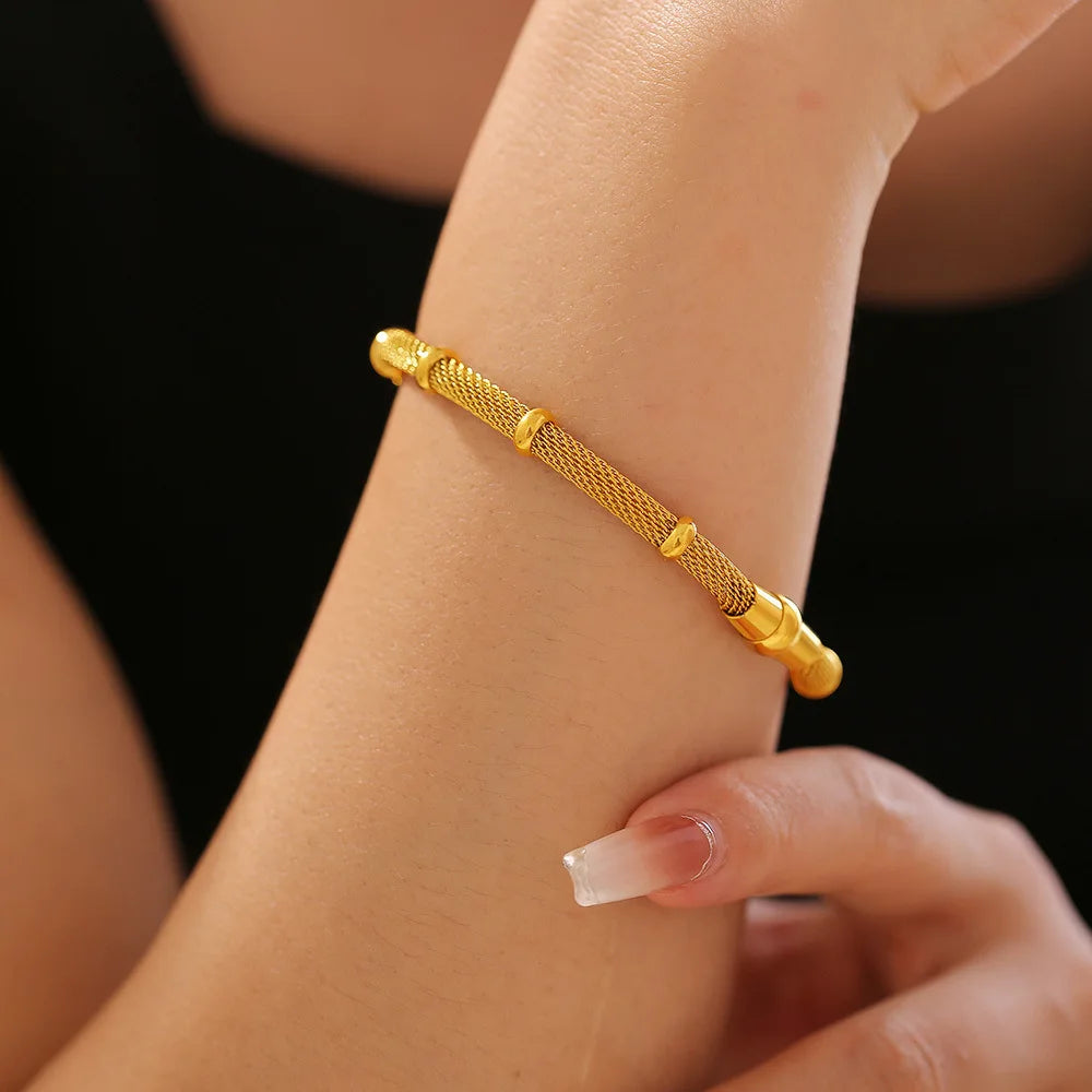 Pulseiras Vazadas de Aço Inoxidável Femininas